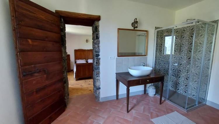 La Ca' Dei Comari - Locanda Da Tullio Capovalle Luaran gambar
