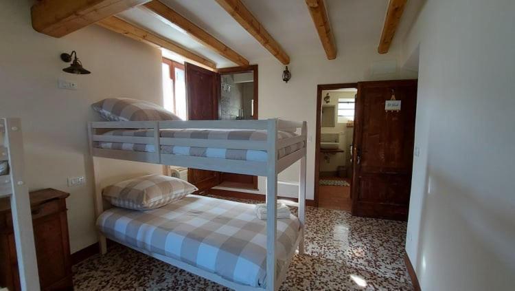 La Ca' Dei Comari - Locanda Da Tullio Capovalle Luaran gambar