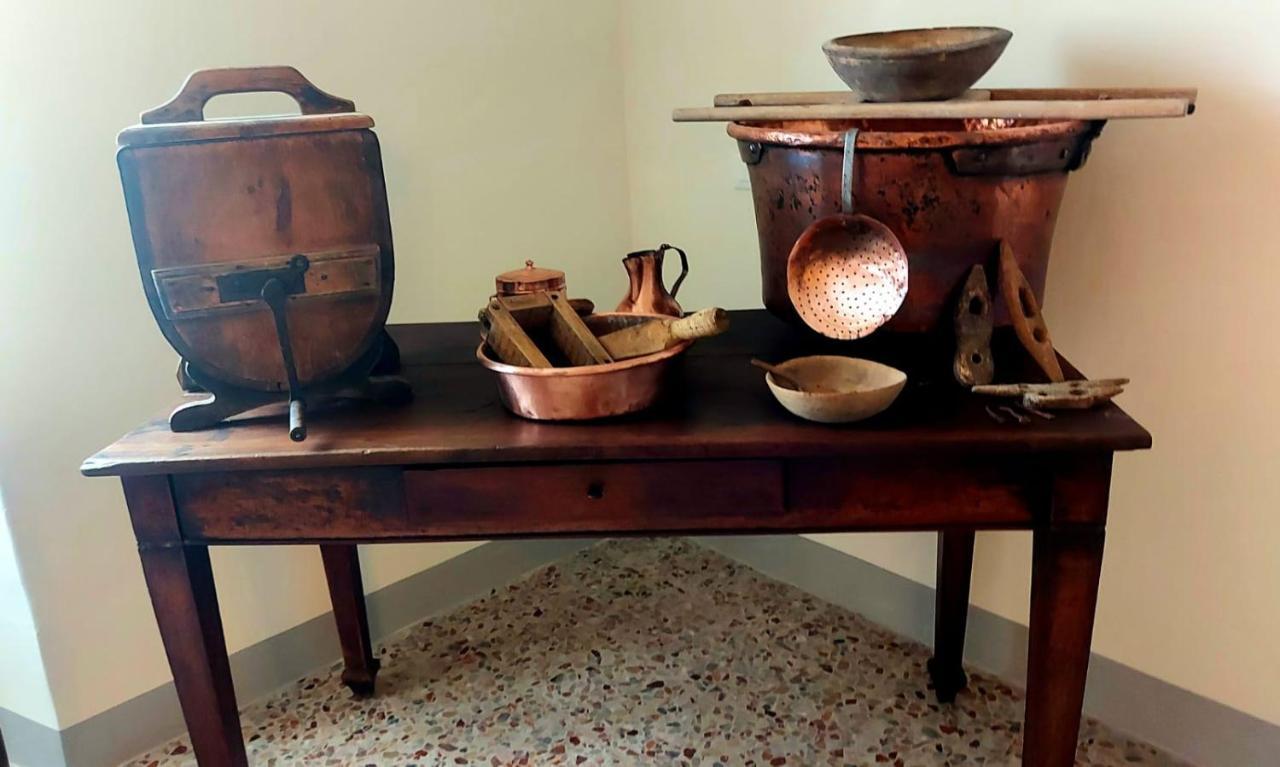 La Ca' Dei Comari - Locanda Da Tullio Capovalle Luaran gambar