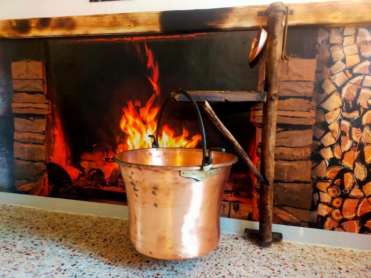 La Ca' Dei Comari - Locanda Da Tullio Capovalle Luaran gambar